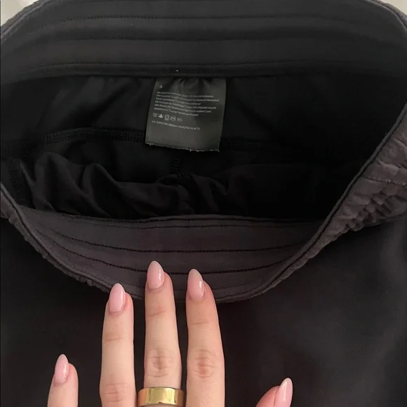 Lululemon soft stream pants - Picture 2 of 4